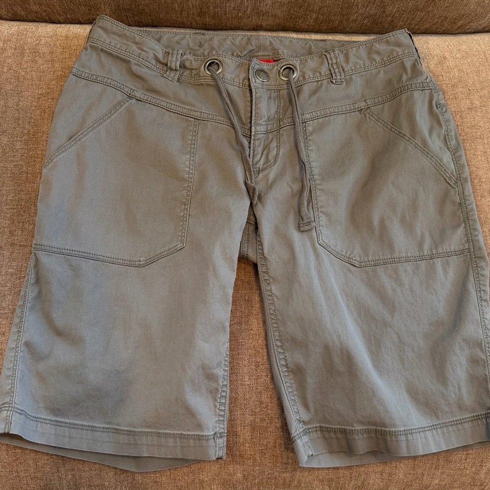 The North Face Women's Gray Bermuda Shorts, size 8
